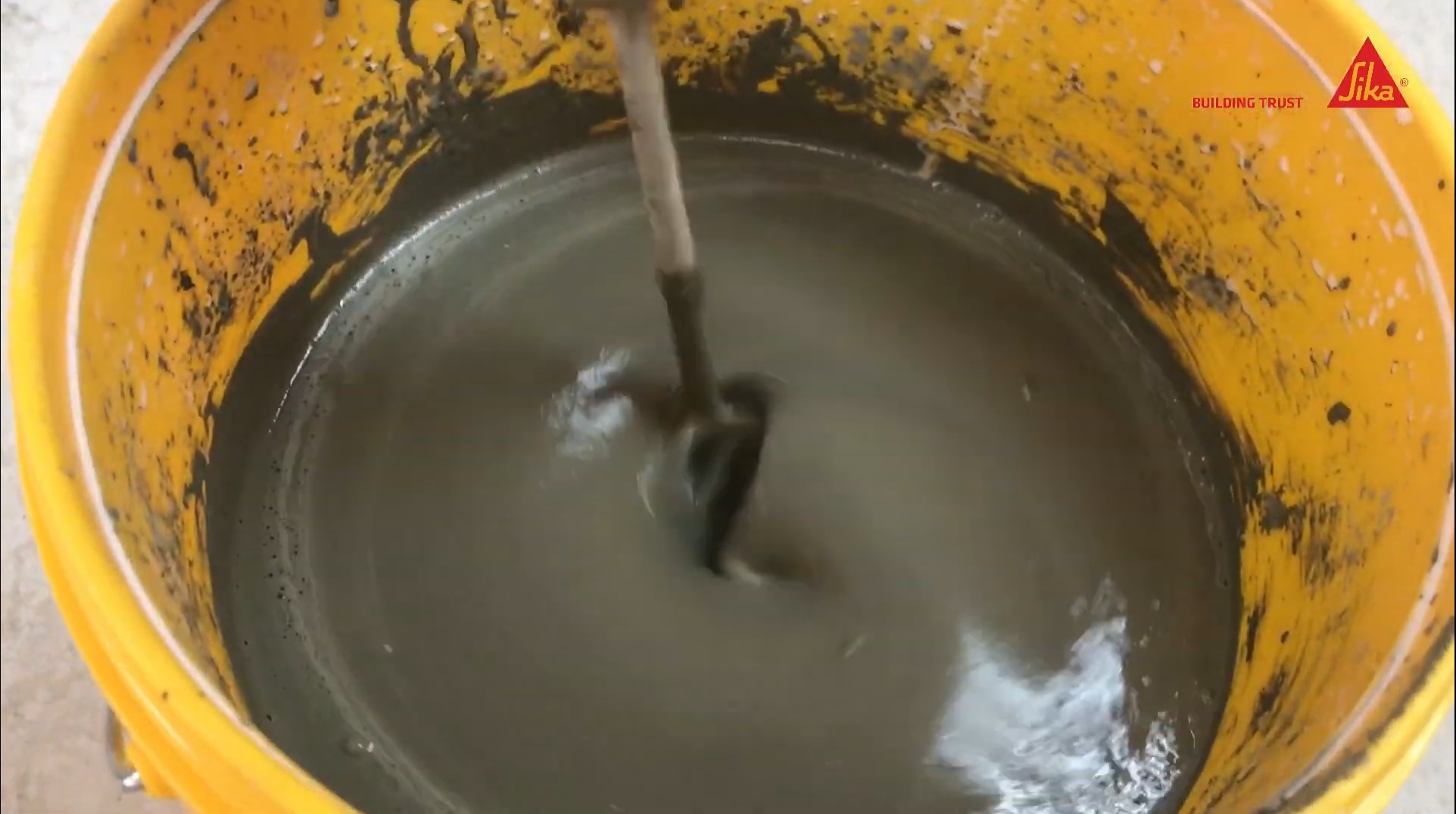 Sika 1f trộn với xi măng chống thấm nhè vệ sinh toiilet