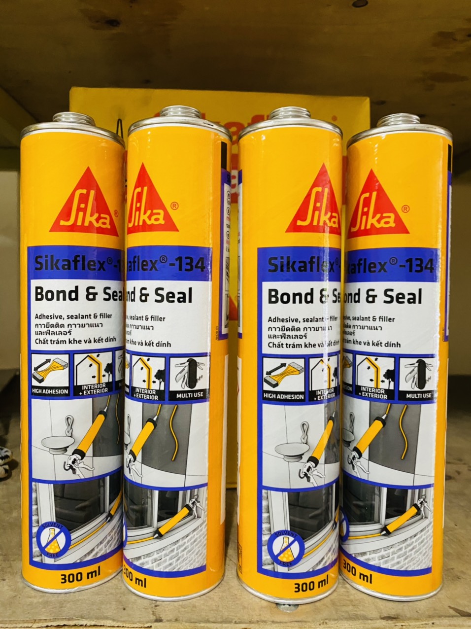 Sikaflex®-134 Bond & Seal: Keo đa năng dùng để trám và dán các khe co giãn và mối nối trong xây dựng và công nghiệp. Sikaflex®-134 Bond & Seal: Keo đa năng dùng để trám và dán các khe co giãn và mối nối trong xây dựng và công nghiệp.