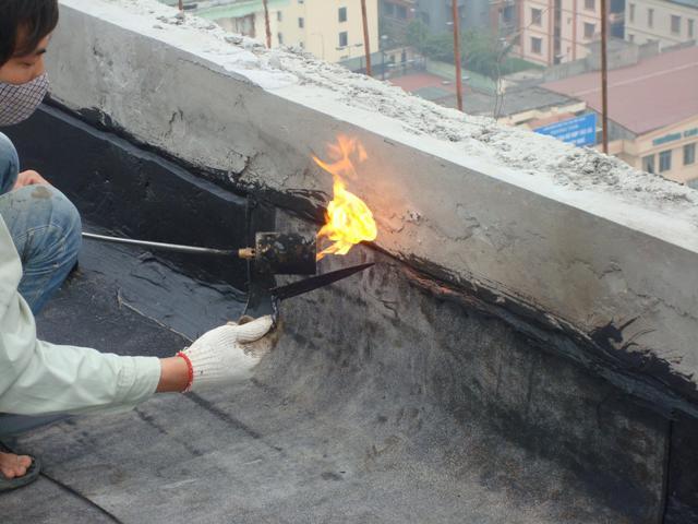 thi-cng-kh-mng-chng-thm-lemax thi công chống thấm tại sóc sơn hà nội