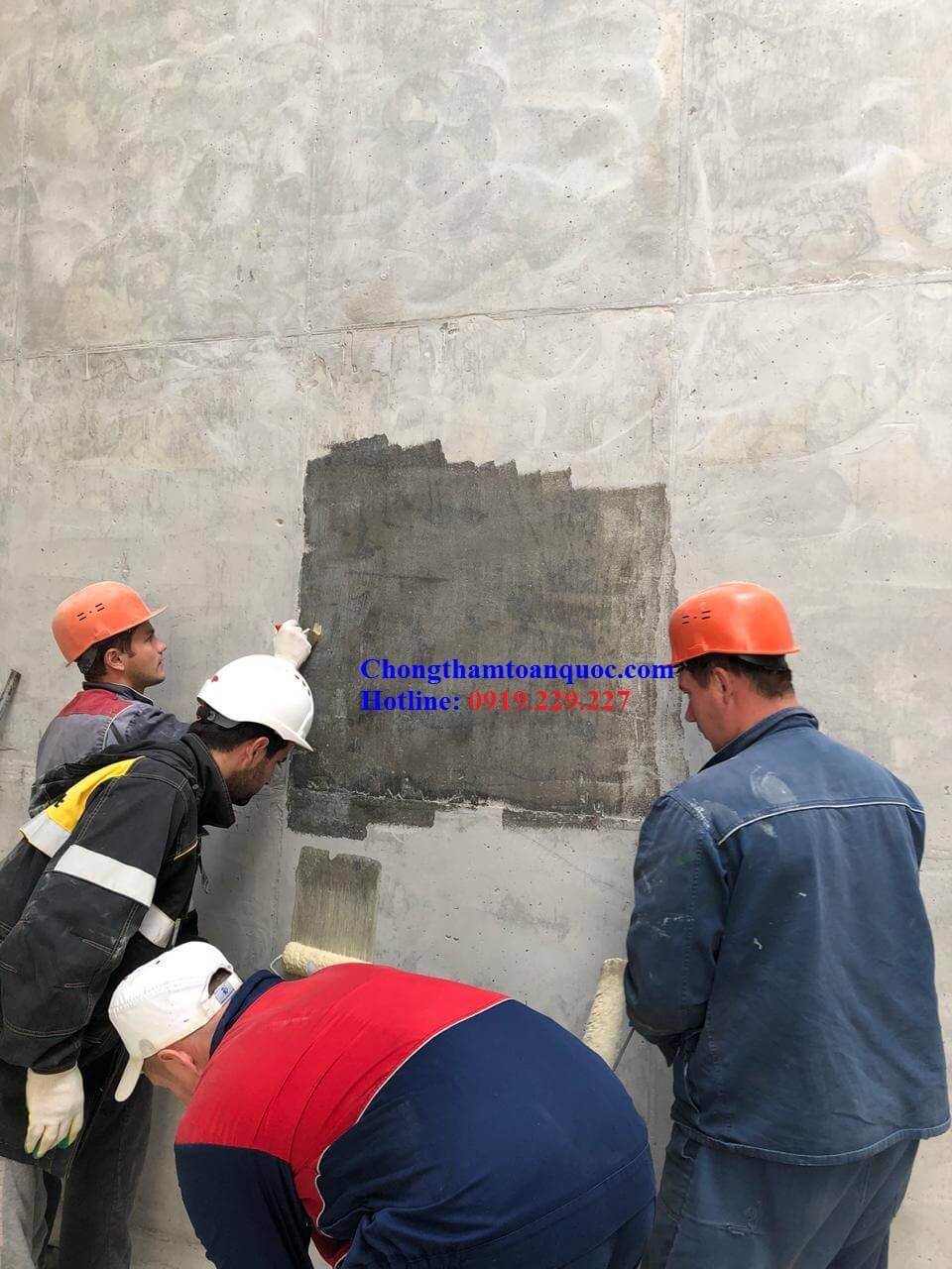 Tiến hành thi công lớp lót