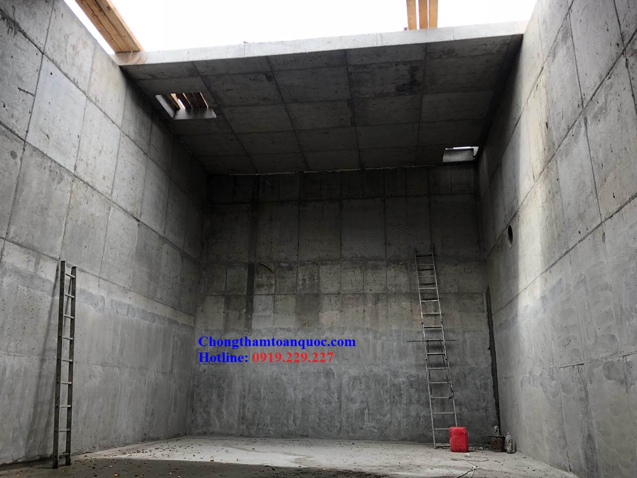 Chuẩn bị bề mặt thi công chống thấm