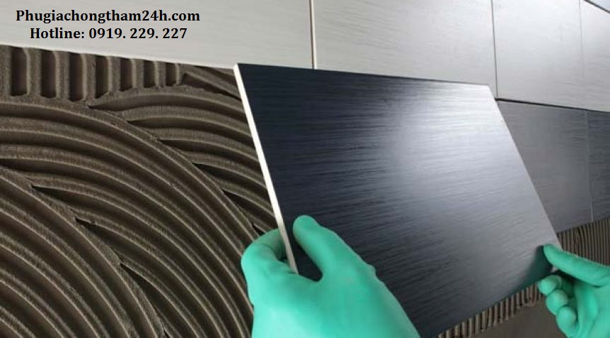 Thi công keo dán gạch Laticrete 317