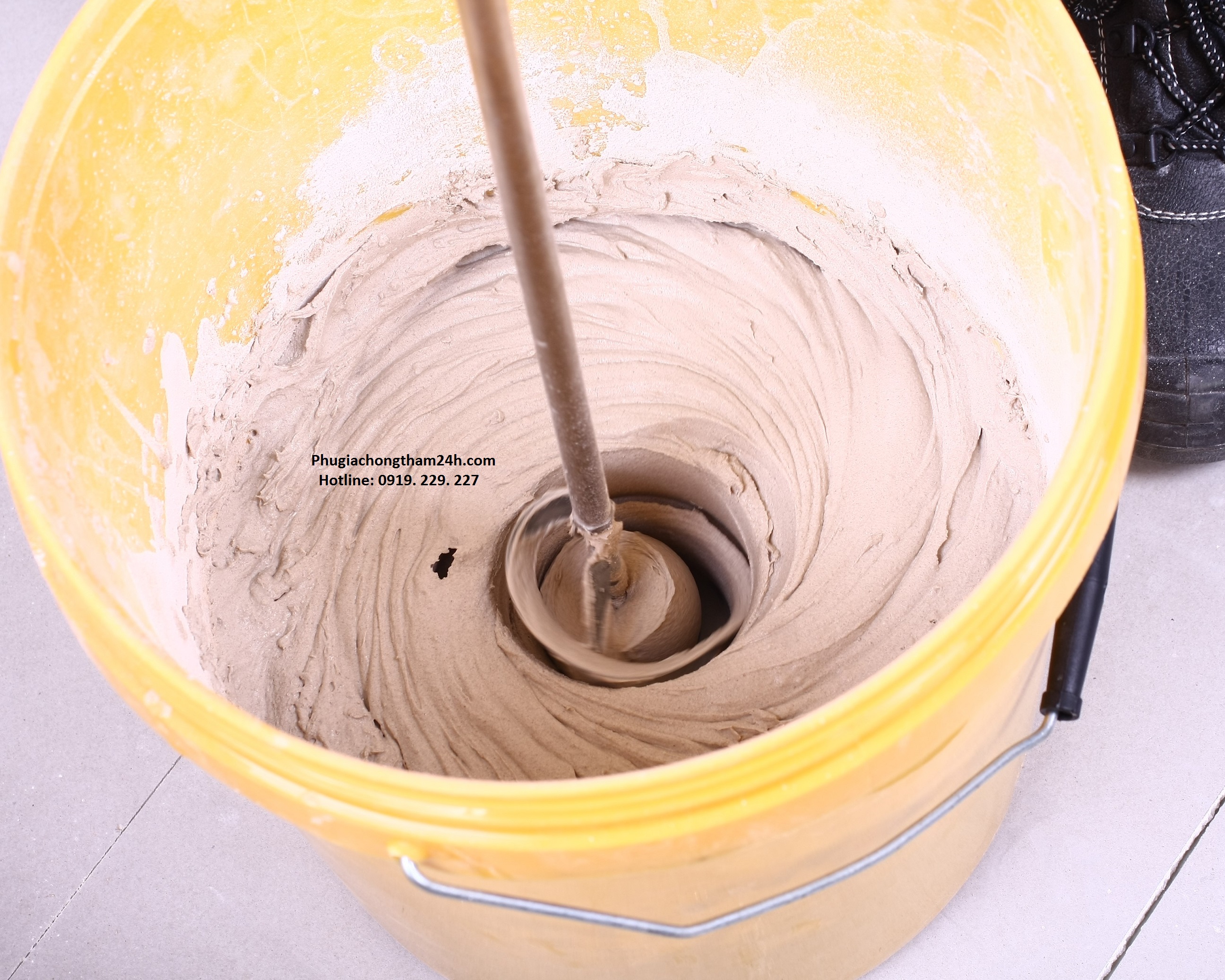 Trộn keo dán gạch Cimax - CM02 Trộn keo dán gạch Cimax - CM02